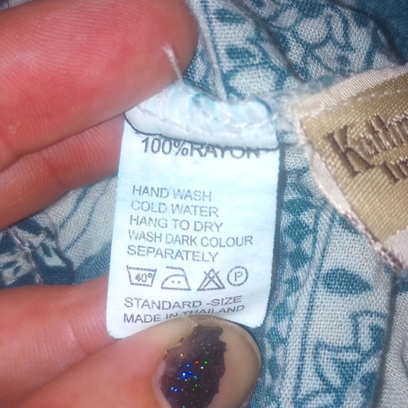 Kathmandu imports brand pants - Picture 3 of 4